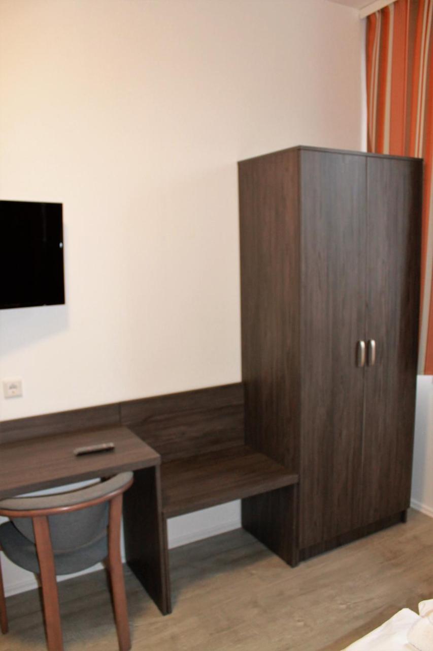 Pionier Hotel Hamburg Wandsbek Zewnętrze zdjęcie