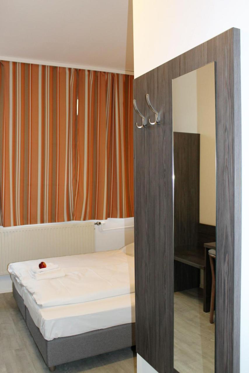 Pionier Hotel Hamburg Wandsbek Zewnętrze zdjęcie
