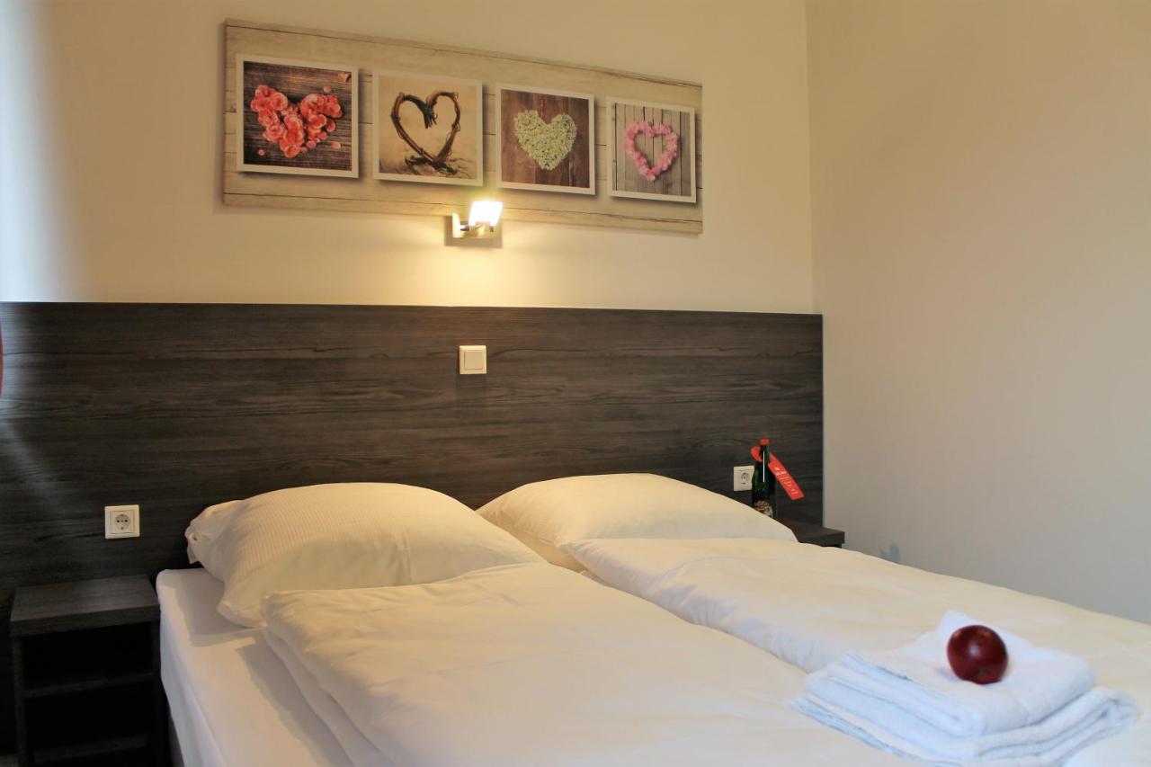 Pionier Hotel Hamburg Wandsbek Zewnętrze zdjęcie