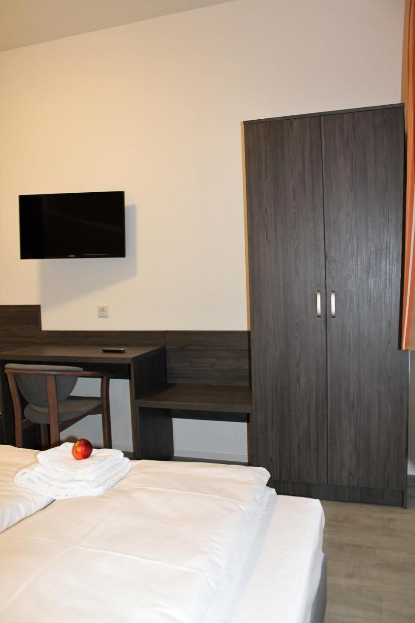 Pionier Hotel Hamburg Wandsbek Zewnętrze zdjęcie