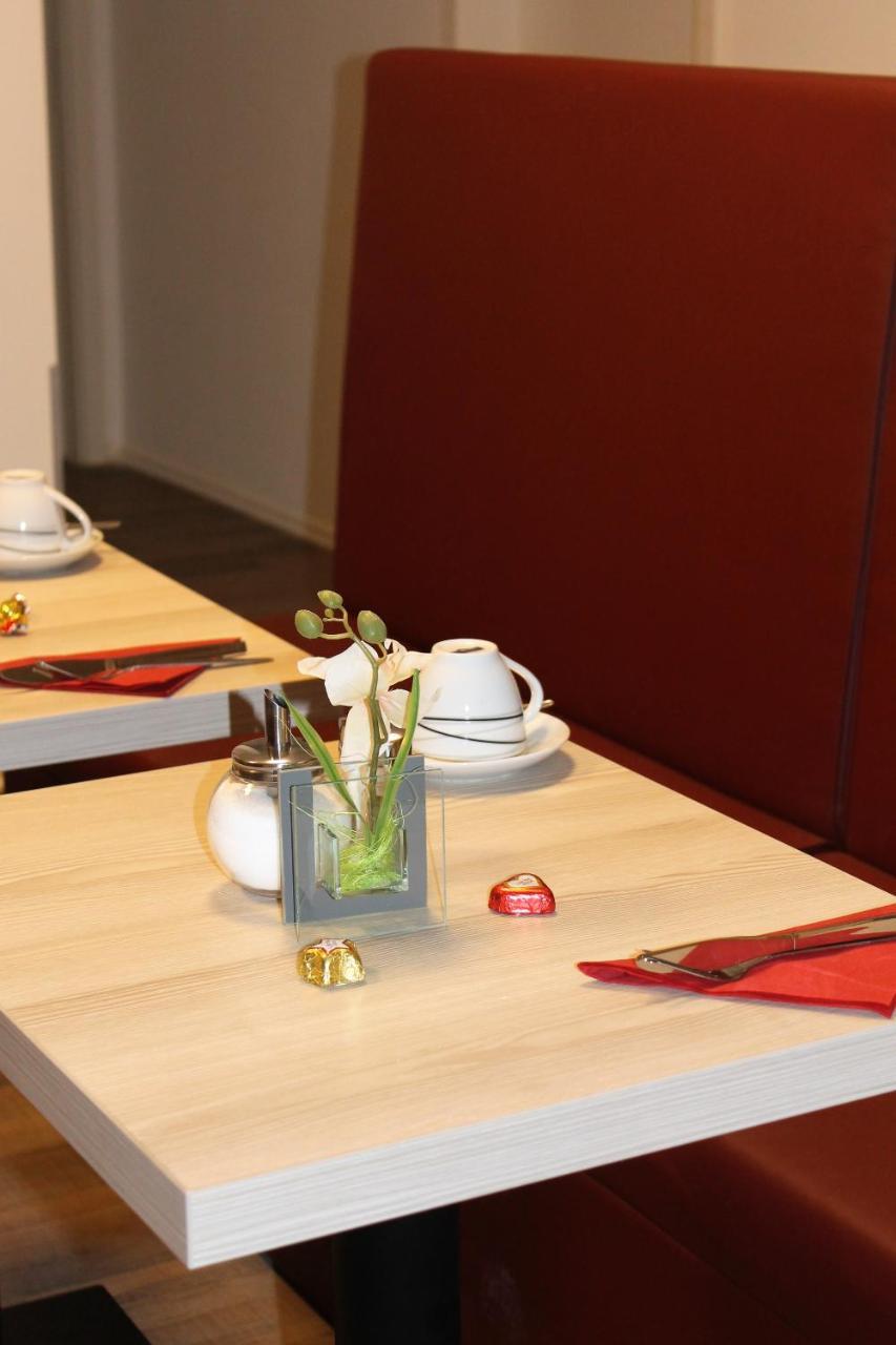 Pionier Hotel Hamburg Wandsbek Zewnętrze zdjęcie