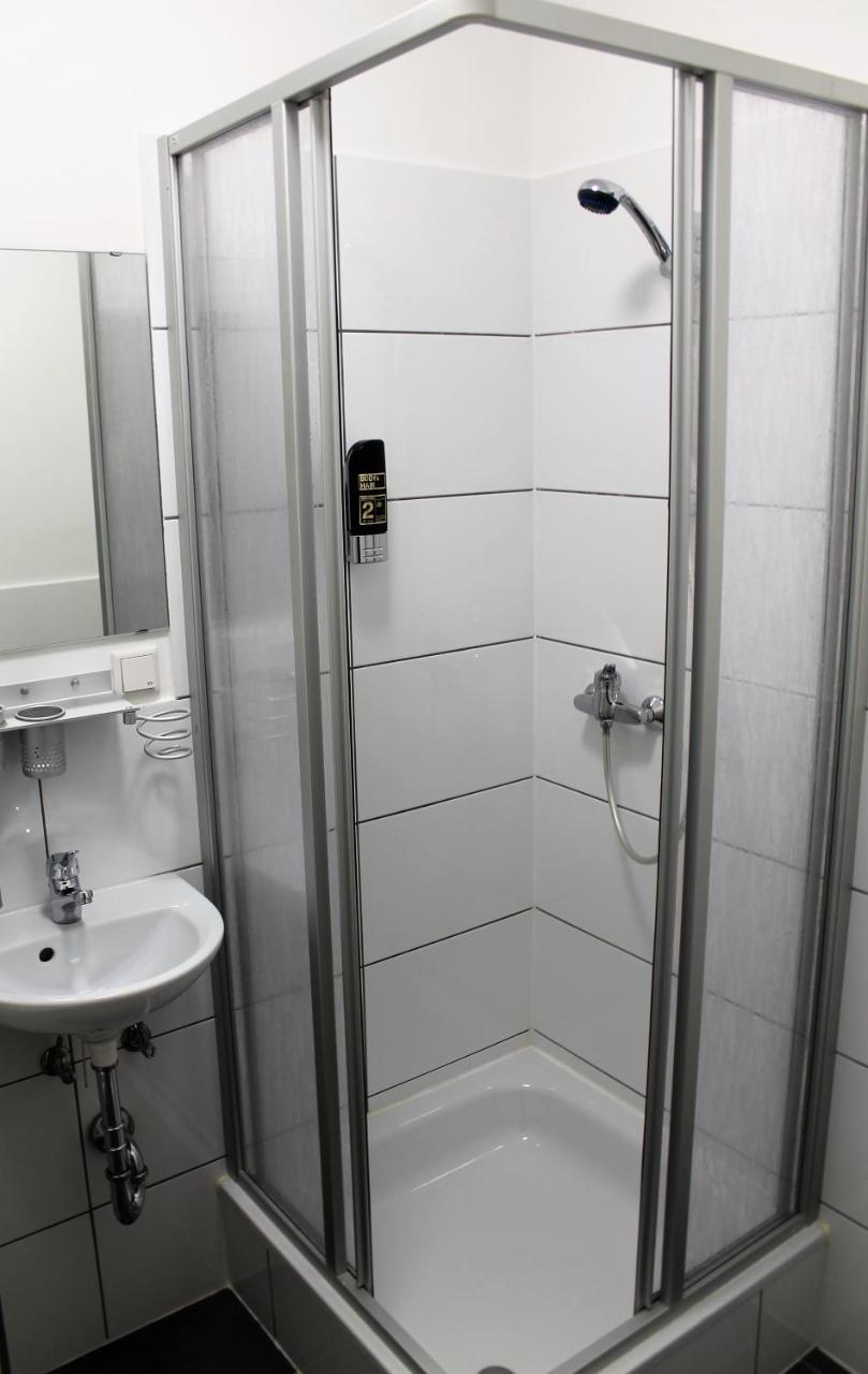 Pionier Hotel Hamburg Wandsbek Zewnętrze zdjęcie