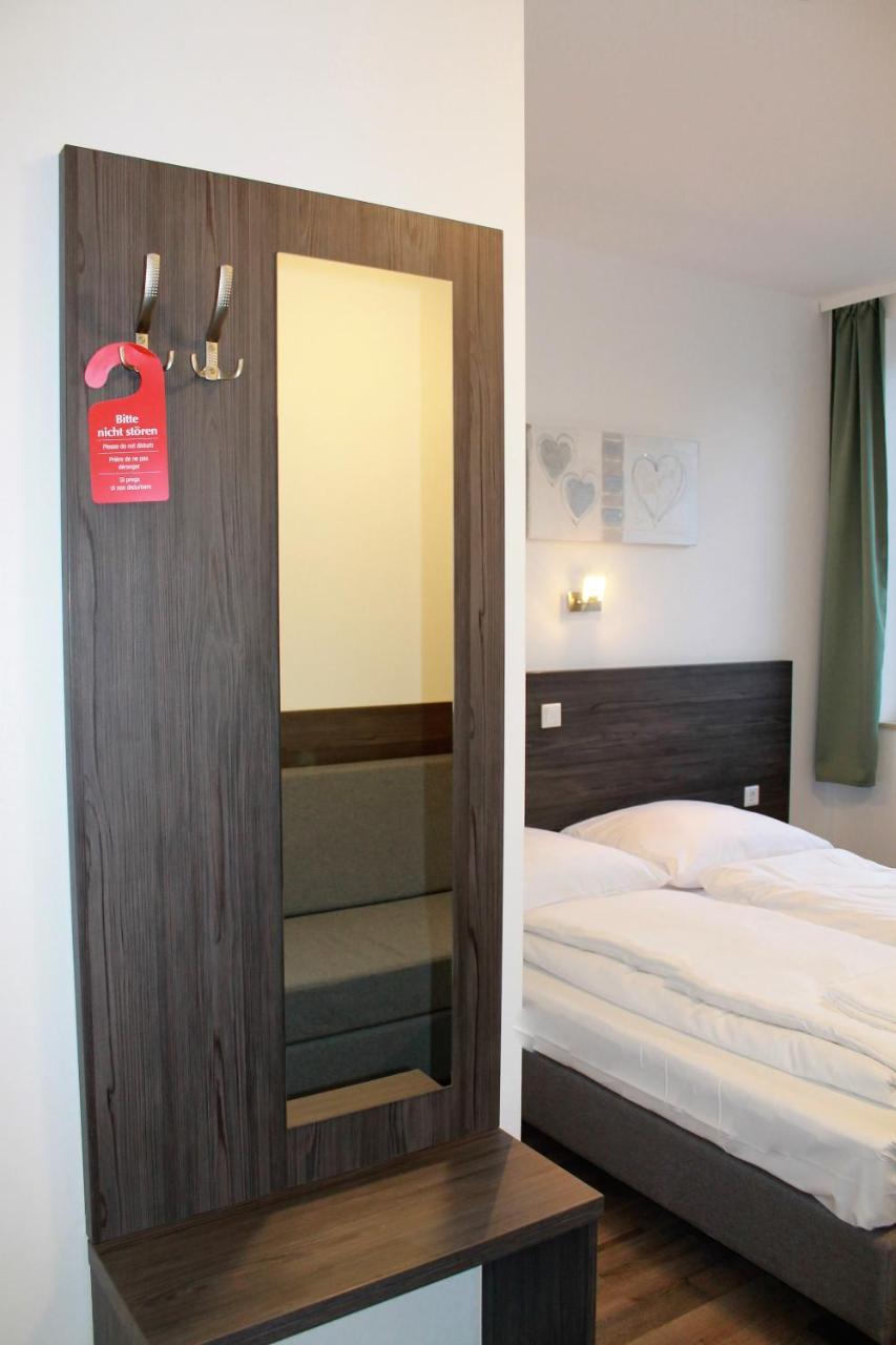 Pionier Hotel Hamburg Wandsbek Zewnętrze zdjęcie